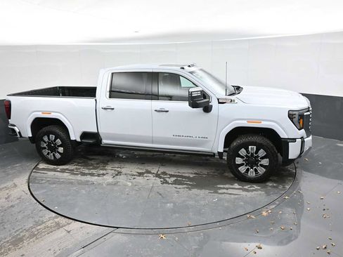 New 2026 GMC Sierra 2500 Denali w/ Denali Reserve Package image 31