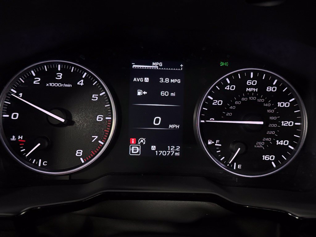 Used 2025 Subaru Outback Premium AWD/4WD image 18