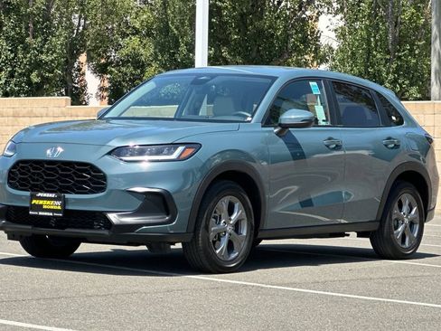Certified 2026 Honda HR-V LX image 8