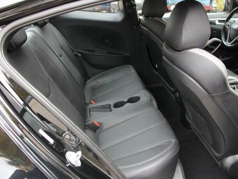 Used 2017 Hyundai Veloster Turbo image 26