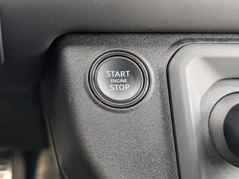 Used 2023 Land Rover Defender 90 V8 image 12