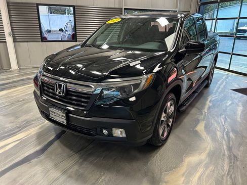 Used 2019 Honda Ridgeline RTL-T image 3
