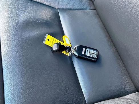 Used 2016 Honda Odyssey EX-L image 15