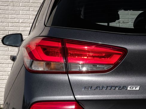 Used 2018 Hyundai Elantra GT w/ Tech Package 03 image 50