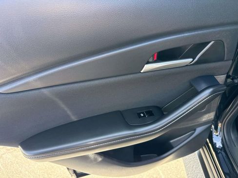 Certified 2025 MAZDA CX-30 AWD 2.5 S image 10