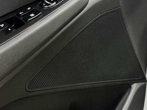 Used 2019 Hyundai Ioniq Blue image 22