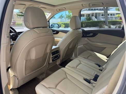 Used 2017 Audi Q7 3.0T Premium Plus AWD/4WD image 14