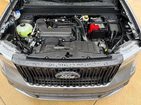 New 2026 Ford Maverick Lobo AWD/4WD image 36
