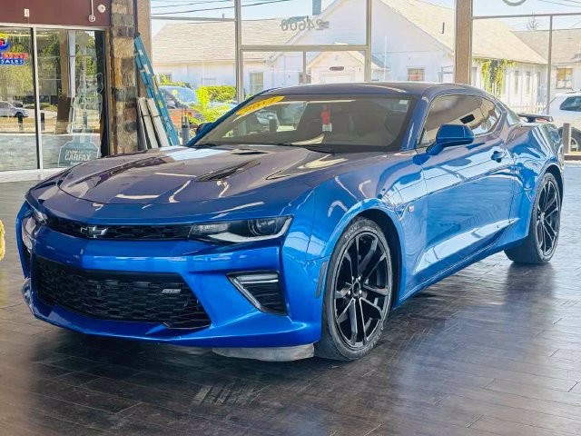 Used 2017 Chevrolet Camaro SS RWD image 17