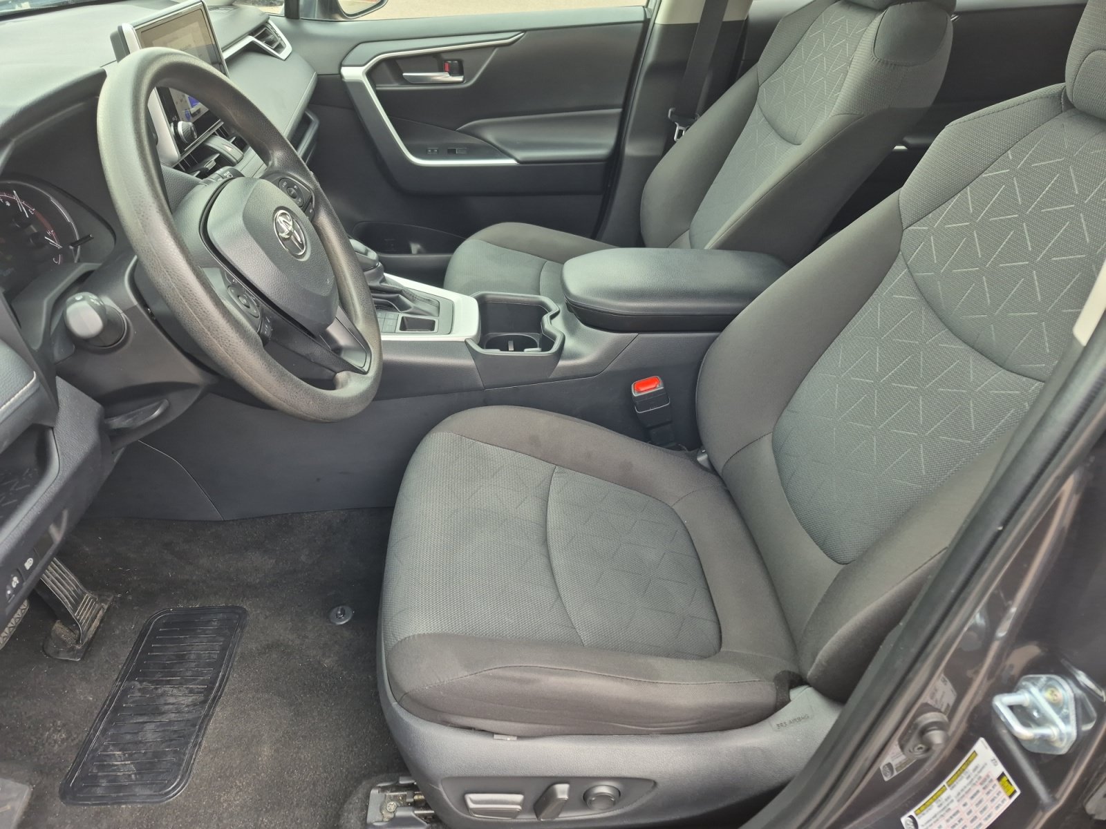 Certified 2025 Toyota RAV4 XLE AWD/4WD image 13