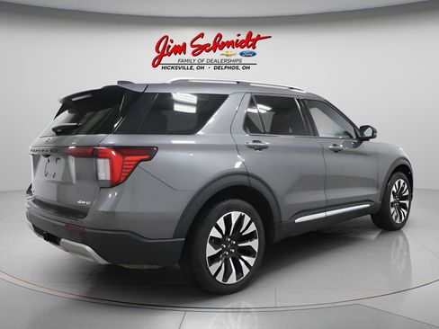 Used 2025 Ford Explorer Platinum w/ LUX Leather Package AWD/4WD image 6