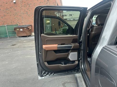 Used 2025 Ford F150 King Ranch AWD/4WD image 12