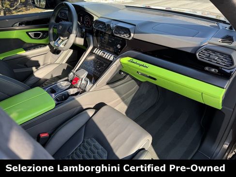 Used 2021 Lamborghini Urus image 34