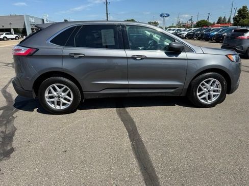 Used 2024 Ford Edge SEL w/ Convenience Package AWD/4WD image 11
