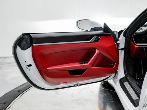 Used 2021 Porsche 911 Carrera 4 image 77