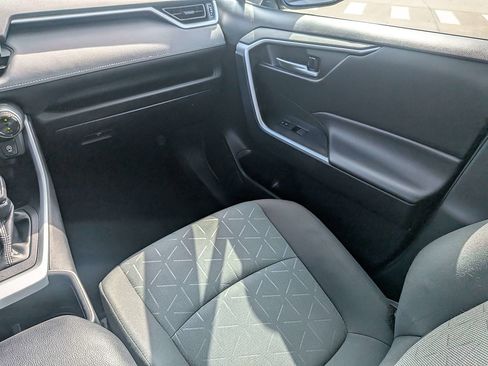 Used 2024 Toyota RAV4 XLE FWD image 18