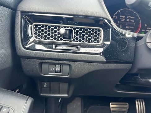 Certified 2025 Honda Civic Sport image 15
