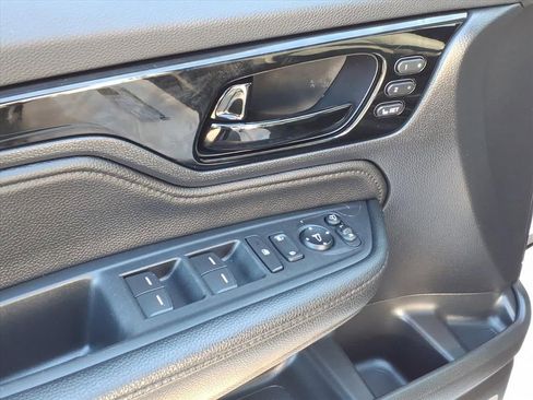 Used 2024 Honda Odyssey Elite image 4