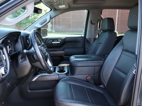 Used 2021 GMC Sierra 1500 Denali w/ Denali Ultimate Package AWD/4WD image 12