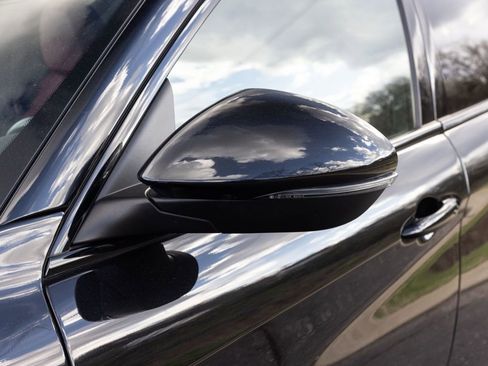 Used 2024 Alfa Romeo Stelvio Veloce image 19