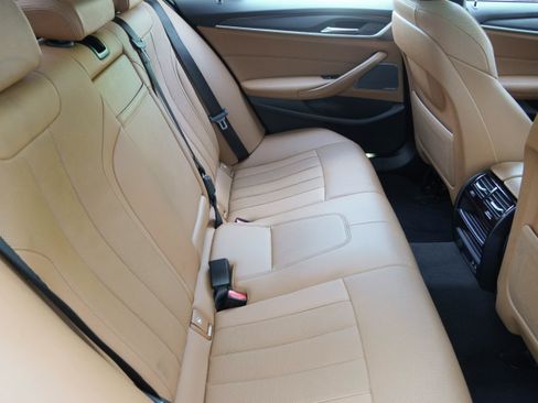 Used 2023 BMW 530i xDrive w/ M Sport Package AWD/4WD image 37