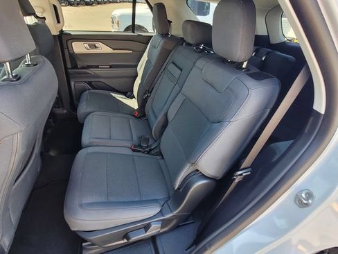 New 2026 Ford Explorer Active RWD image 6
