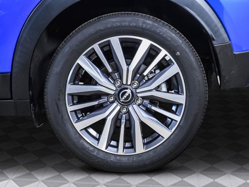 Used 2023 Nissan Kicks SV image 30