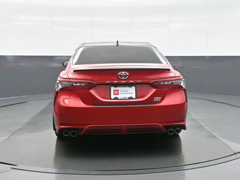 Used 2022 Toyota Camry XSE image 6