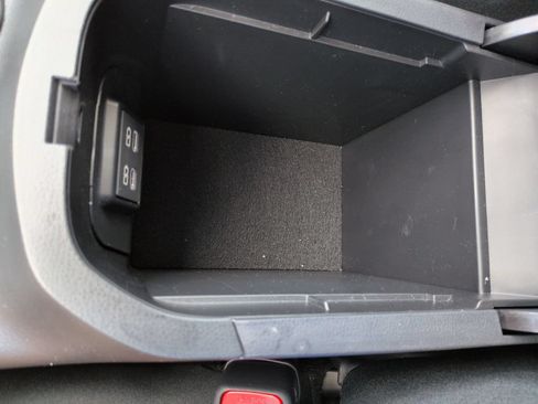 Certified 2025 Toyota RAV4 LE FWD image 26