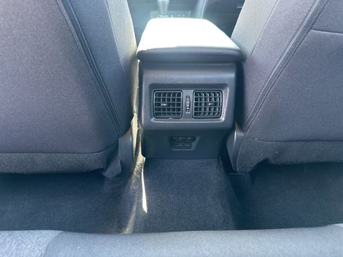 Used 2025 Toyota Camry LE FWD image 13