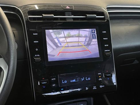 Used 2024 Hyundai Santa Cruz SEL FWD image 18