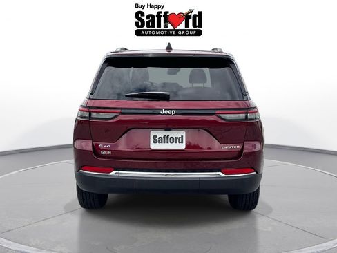 Used 2025 Jeep Grand Cherokee Limited AWD/4WD image 6