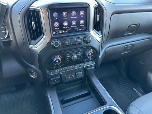 Used 2020 Chevrolet Silverado 1500 LT Trail Boss AWD/4WD image 24