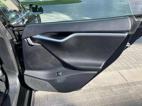 Used 2017 Tesla Model S 75 image 41