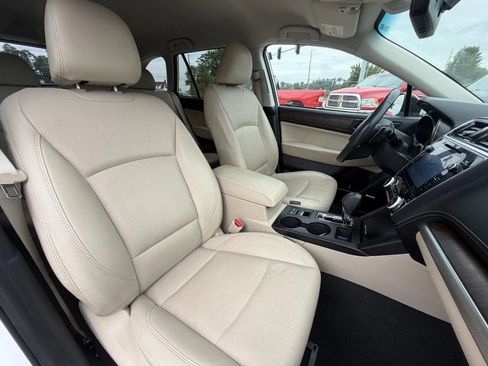 Used 2019 Subaru Outback 2.5i Limited AWD/4WD image 15