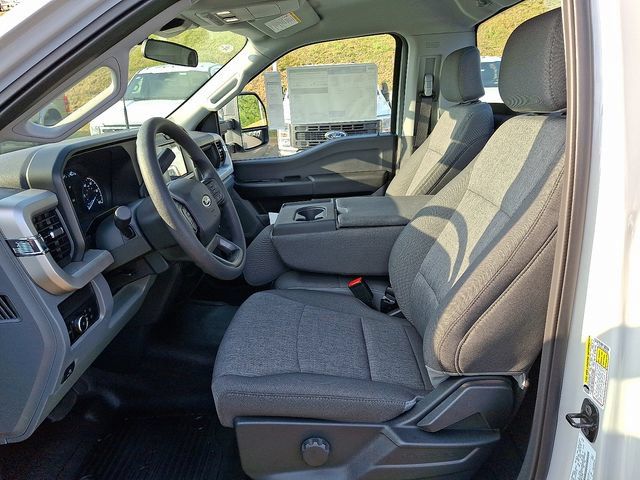 New 2025 Ford F350 XL w/ XL Chrome Package RWD image 5