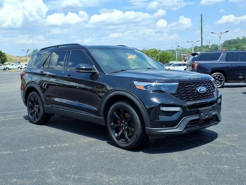 Certified 2023 Ford Explorer ST w/ Equipment Group 401A AWD/4WD image 2