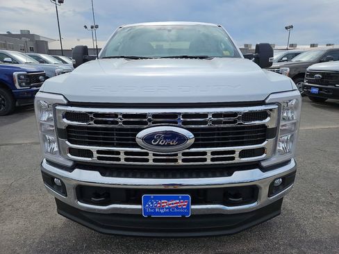 New 2026 Ford F250 XLT w/ FX4 Off-Road Package AWD/4WD image 3