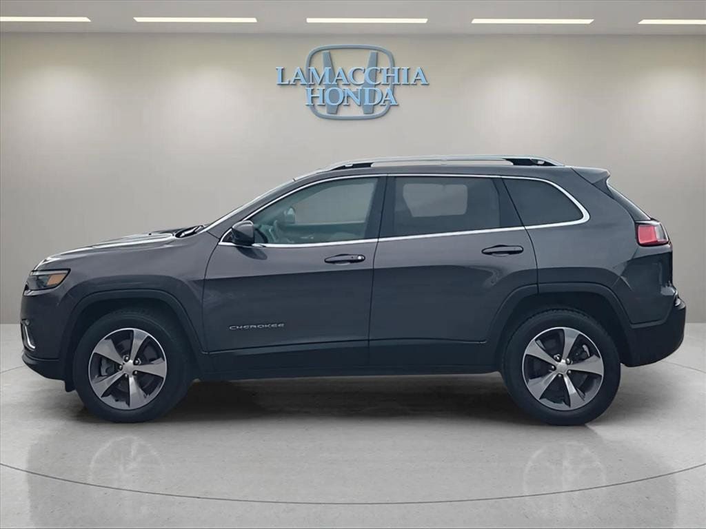 Used 2019 Jeep Cherokee Limited AWD/4WD image 2