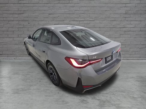 Used 2023 BMW i4 eDrive40 RWD image 3