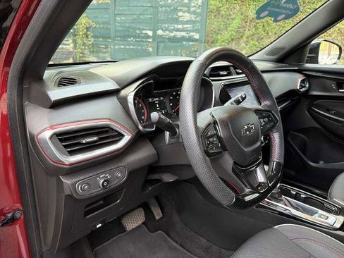 Certified 2023 Chevrolet TrailBlazer RS w/ Convenience Package AWD/4WD image 10