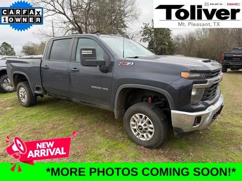 Used 2024 Chevrolet Silverado 2500 LT w/ Convenience Package image 1