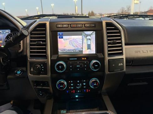 Used 2021 Ford F350 Platinum image 19