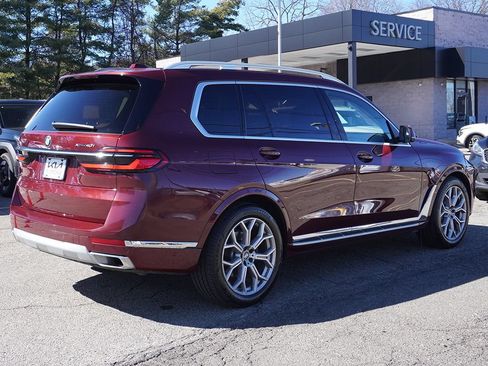 Used 2024 BMW X7 xDrive40i w/ Premium Package AWD/4WD image 14