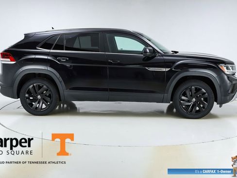 Used 2023 Volkswagen Atlas Cross Sport SE w/ Panoramic Sunroof Package image 50