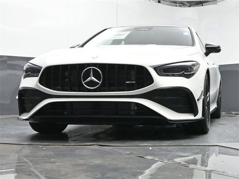 New 2025 Mercedes-Benz CLA 35 AMG 4MATIC image 32
