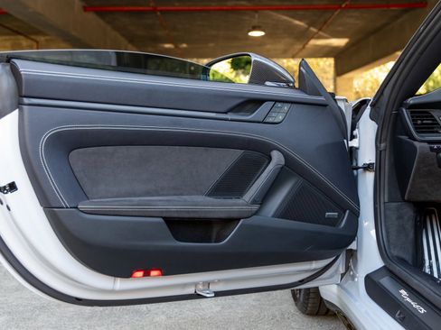 Certified 2024 Porsche 911 Targa 4 GTS image 22