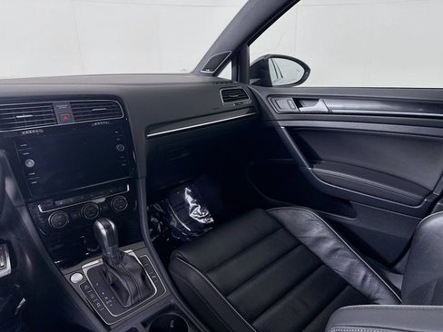 Used 2019 Volkswagen Golf R 4-Door AWD/4WD image 23