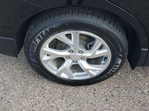 Certified 2018 Chevrolet Equinox Premier FWD image 5