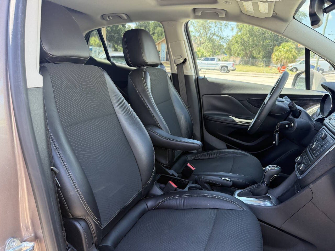 Used 2014 Buick Encore Convenience AWD/4WD image 24